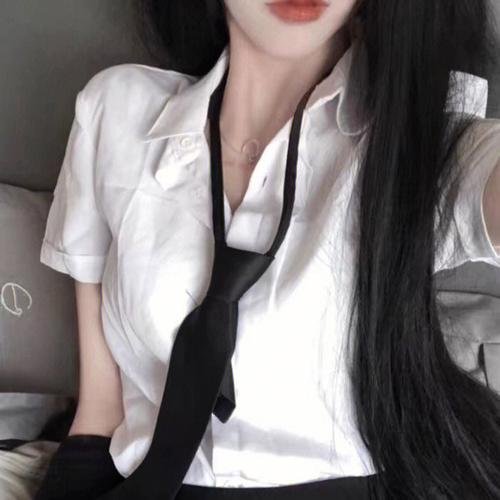小可爱娜斯佳第五季 海报
